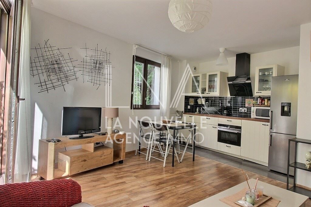 appartement 2 Pièces en vente sur ROMAINVILLE (93230)