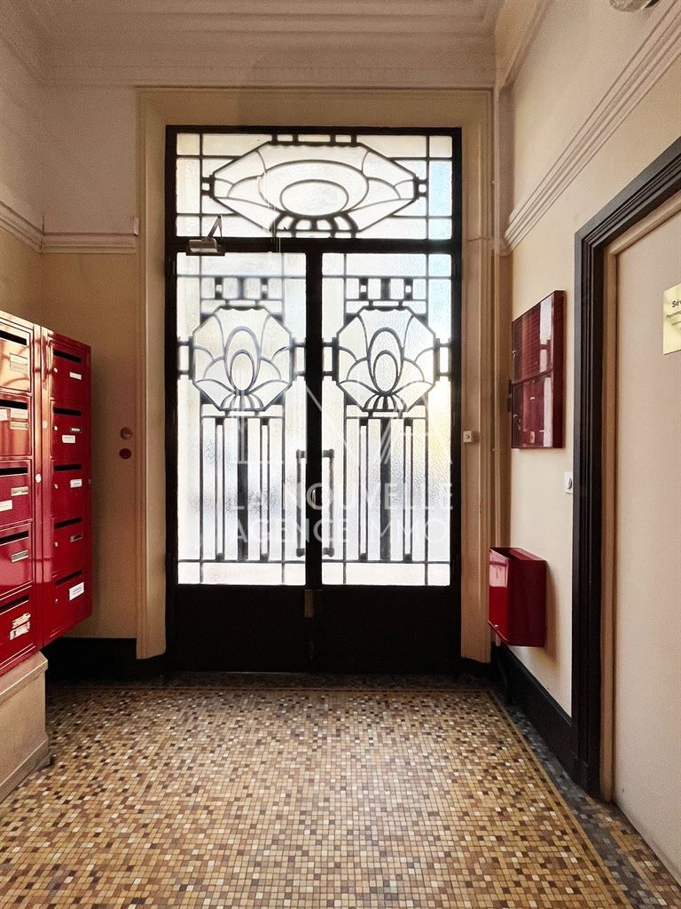 appartement 2 Pièces en vente sur LES LILAS (93260)