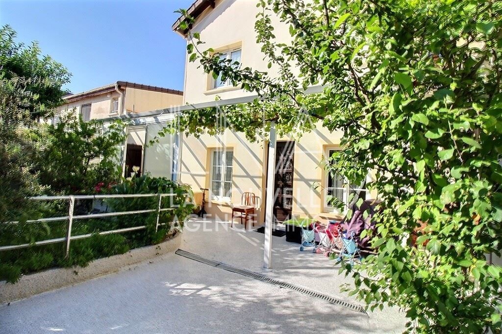 maison 7 Pièces en vente sur ROMAINVILLE (93230)
