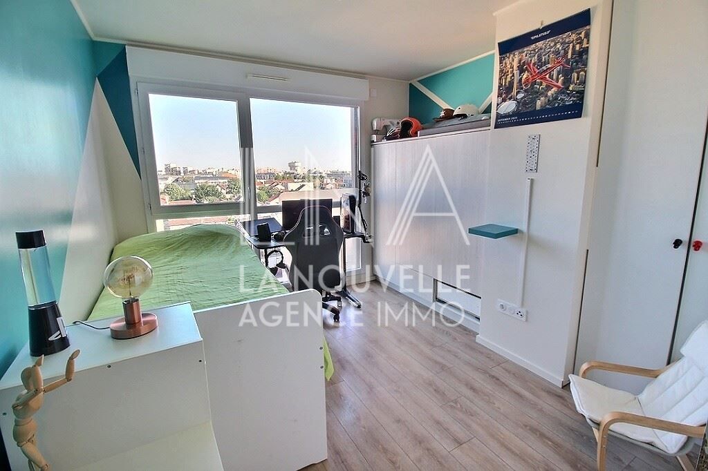 appartement 4 Pièces en vente sur ROMAINVILLE (93230)