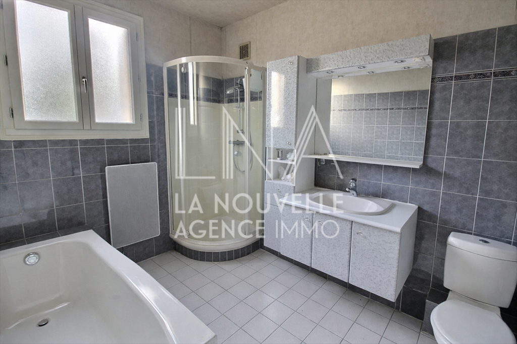 maison 4 Pièces en vente sur LES LILAS (93260)