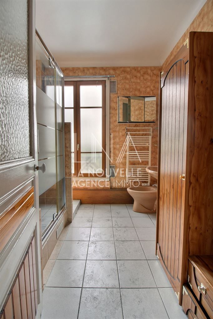 appartement 4 Pièces en vente sur LES LILAS (93260)