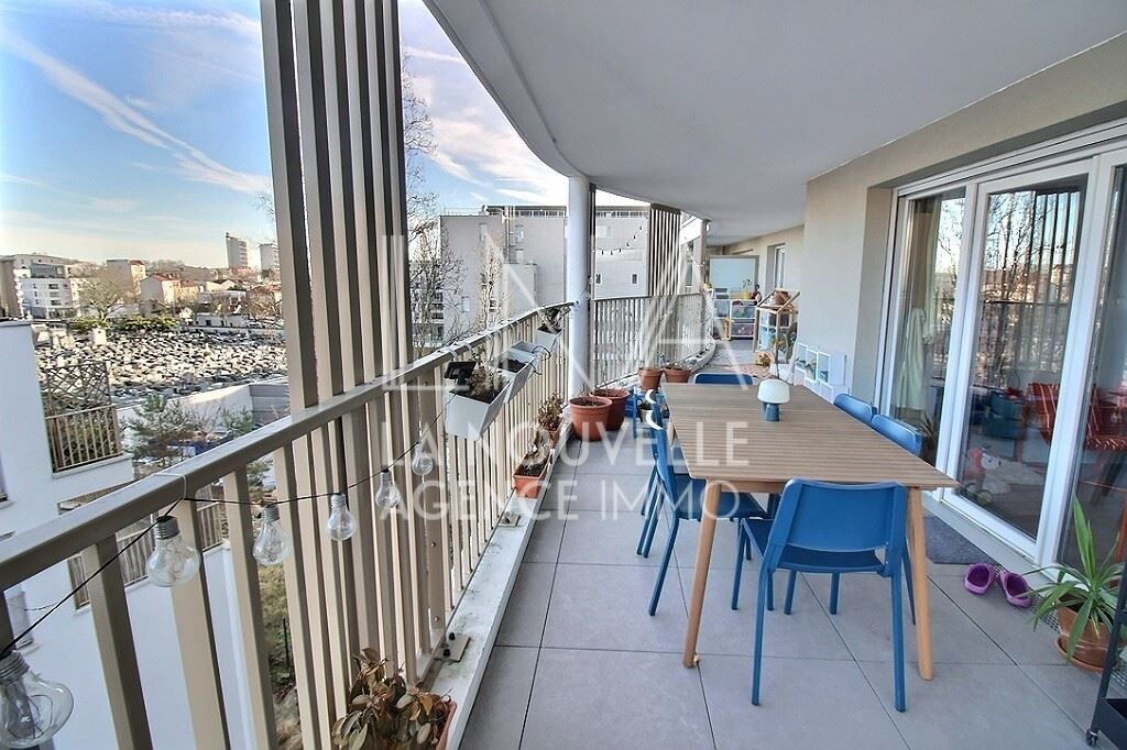 appartement 4 Pièces en vente sur LES LILAS (93260)