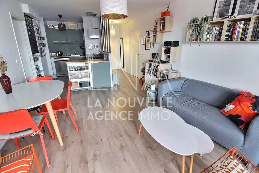 appartement 4 Pièces en vente sur LES LILAS (93260)