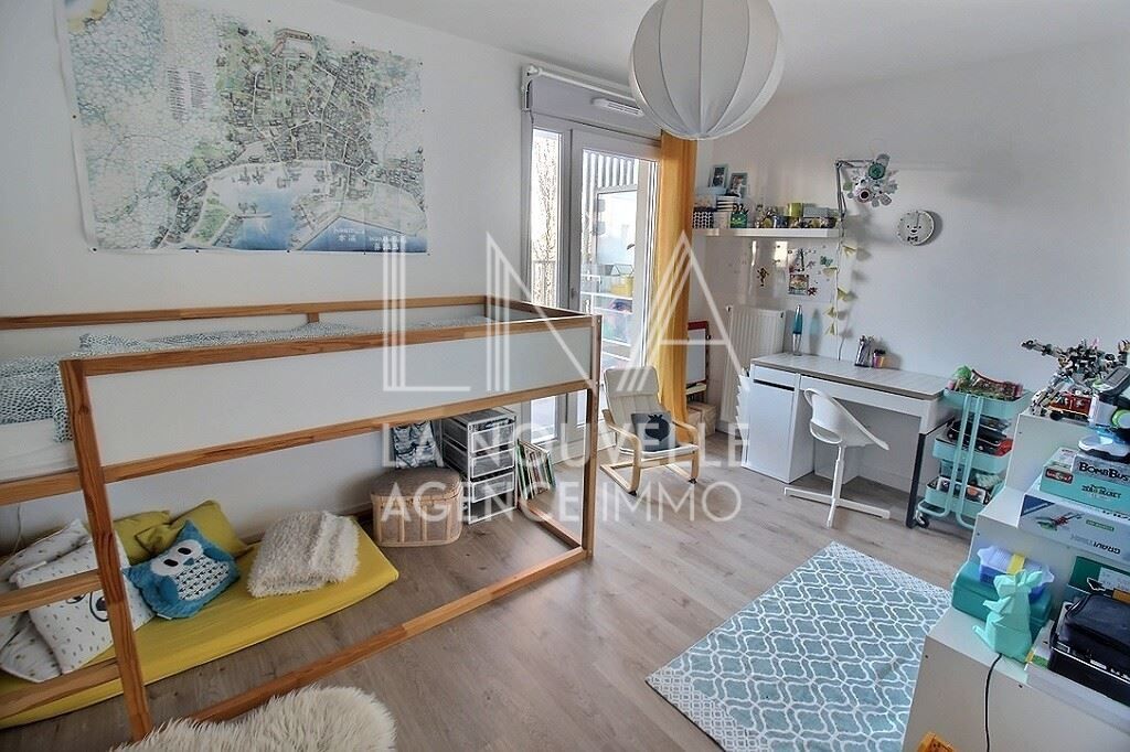 appartement 4 Pièces en vente sur LES LILAS (93260)