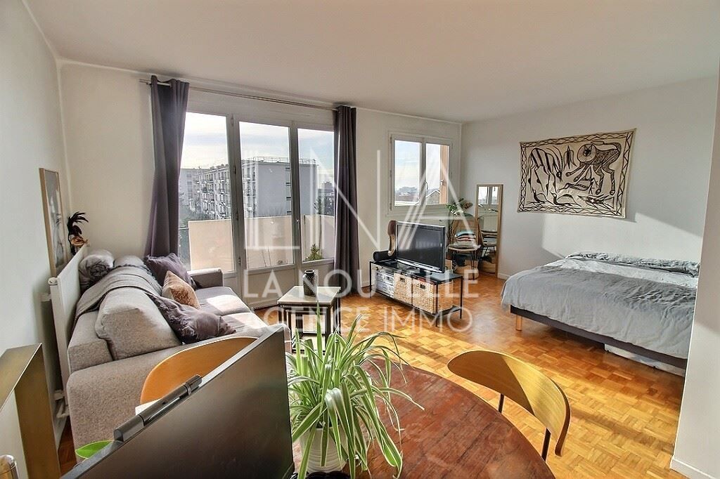 appartement 2 Pièces en vente sur LES LILAS (93260)