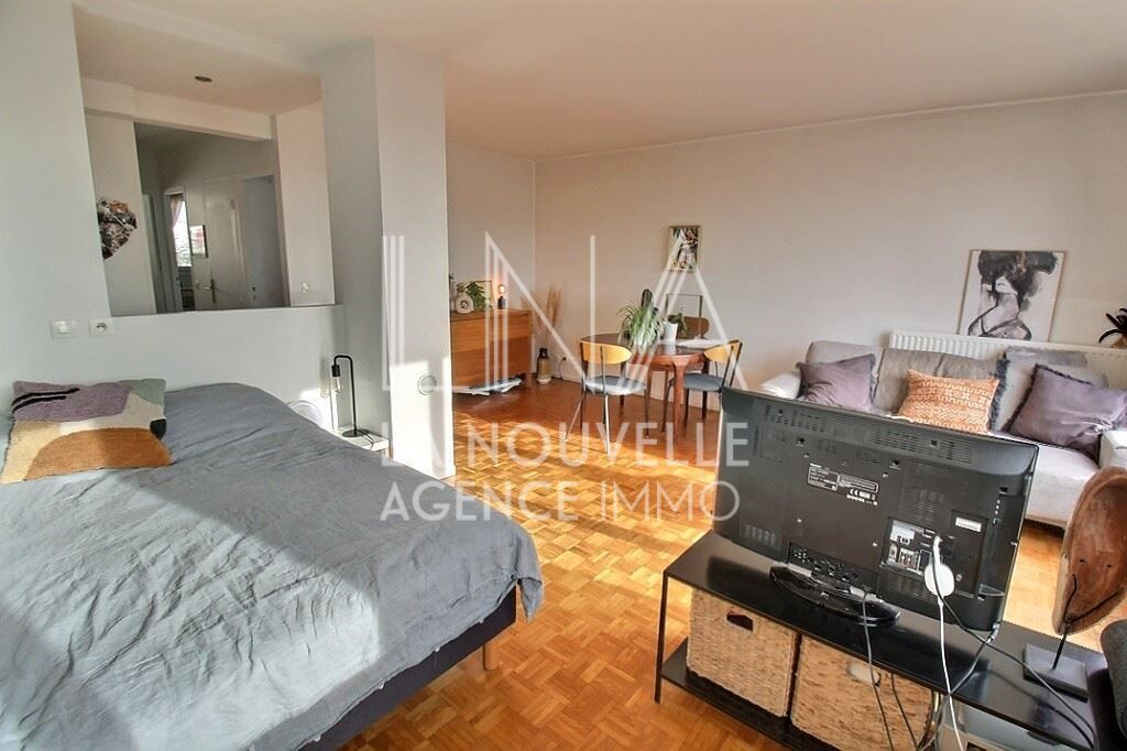 appartement 2 Pièces en vente sur LES LILAS (93260)