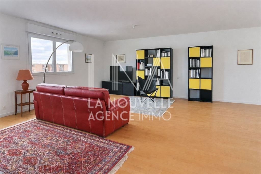 appartement 5 Pièces en vente sur ROMAINVILLE (93230)