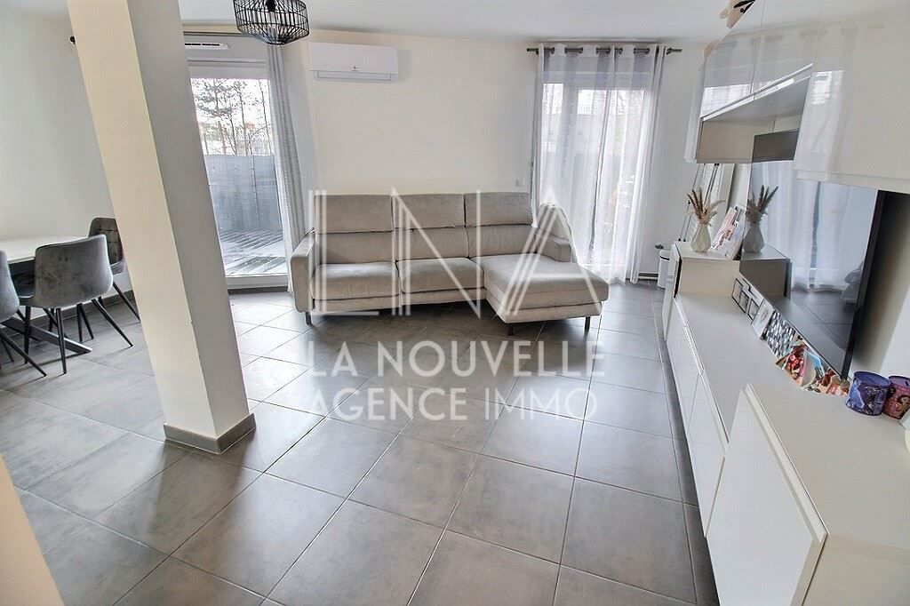 appartement 3 Pièces en vente sur LES LILAS (93260)