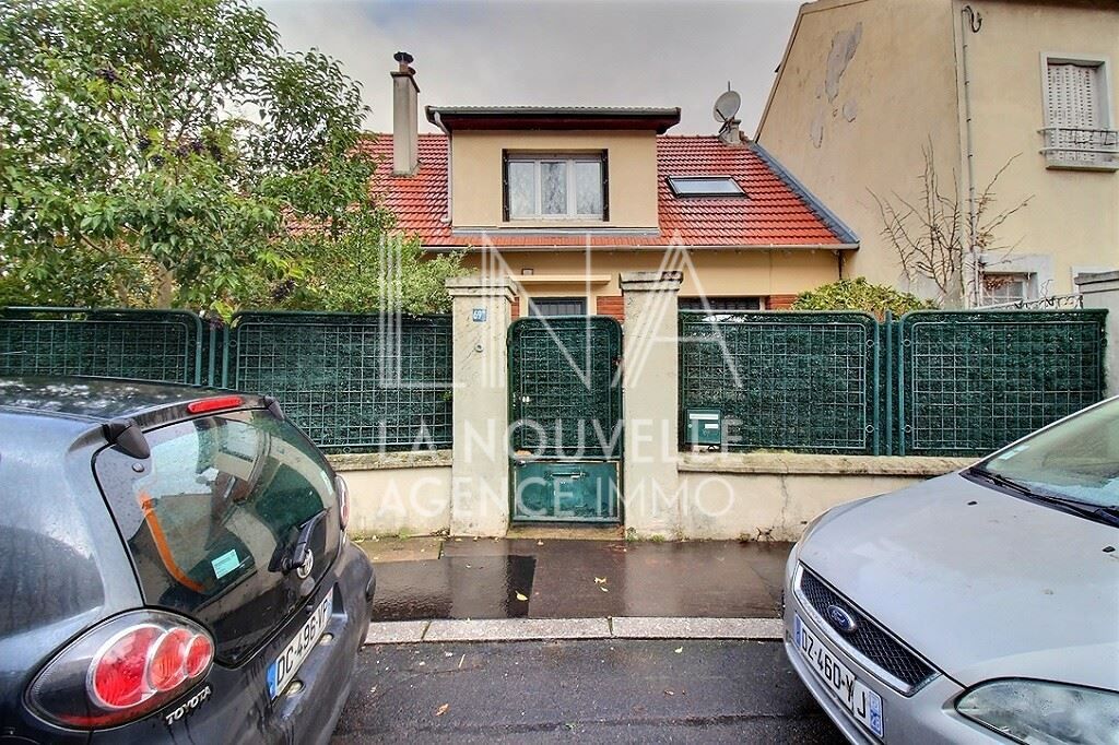 maison 9 Pièces en vente sur LES LILAS (93260)