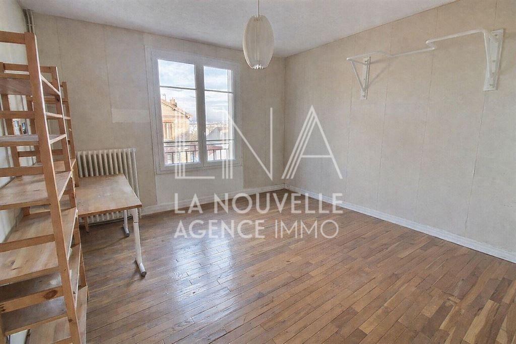 maison 4 Pièces en vente sur LES LILAS (93260)