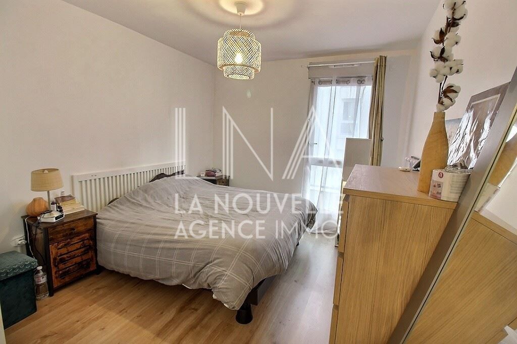 appartement 3 Pièces en vente sur LES LILAS (93260)