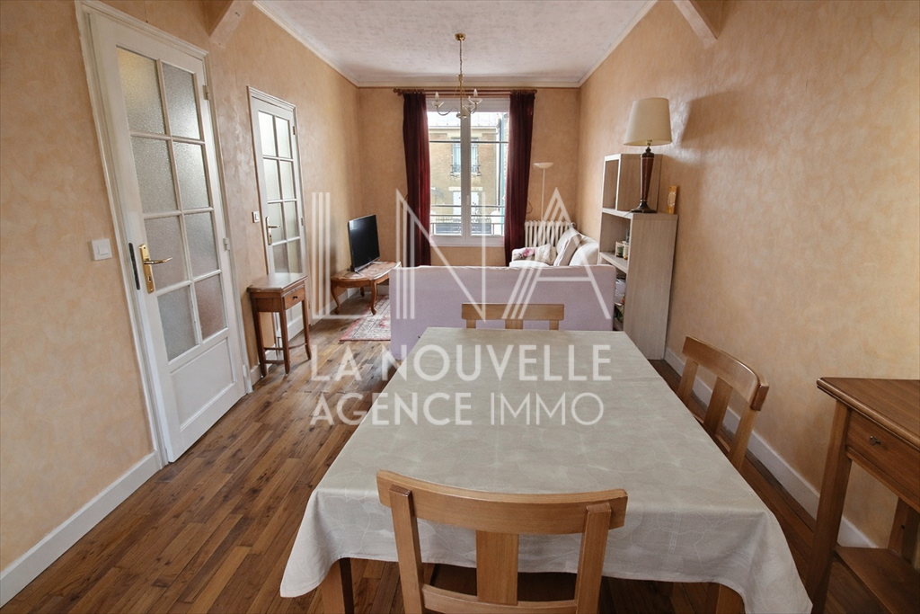 maison 4 Pièces en vente sur LES LILAS (93260)
