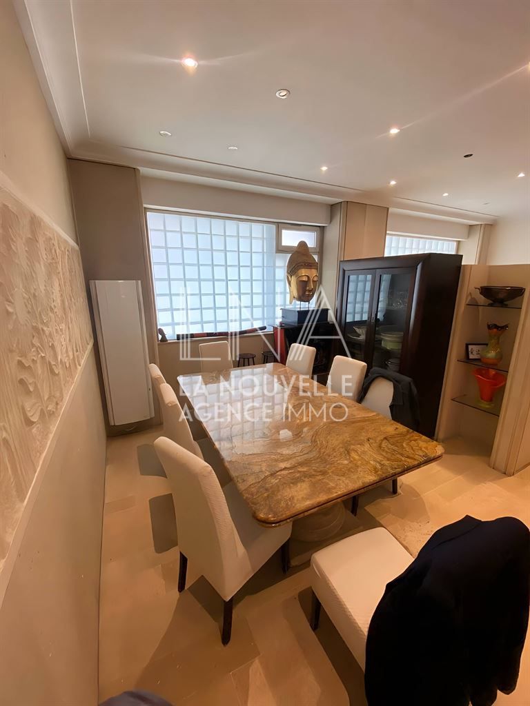 souplex 4 Pièces en vente sur PARIS (75011)