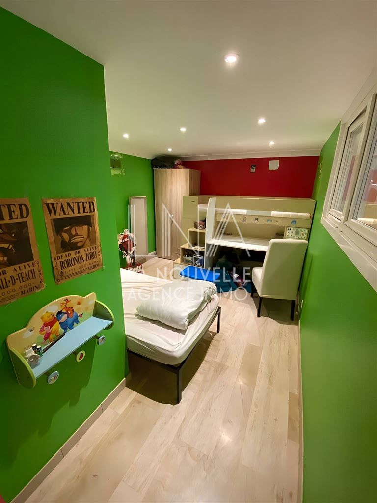 souplex 4 Pièces en vente sur PARIS (75011)