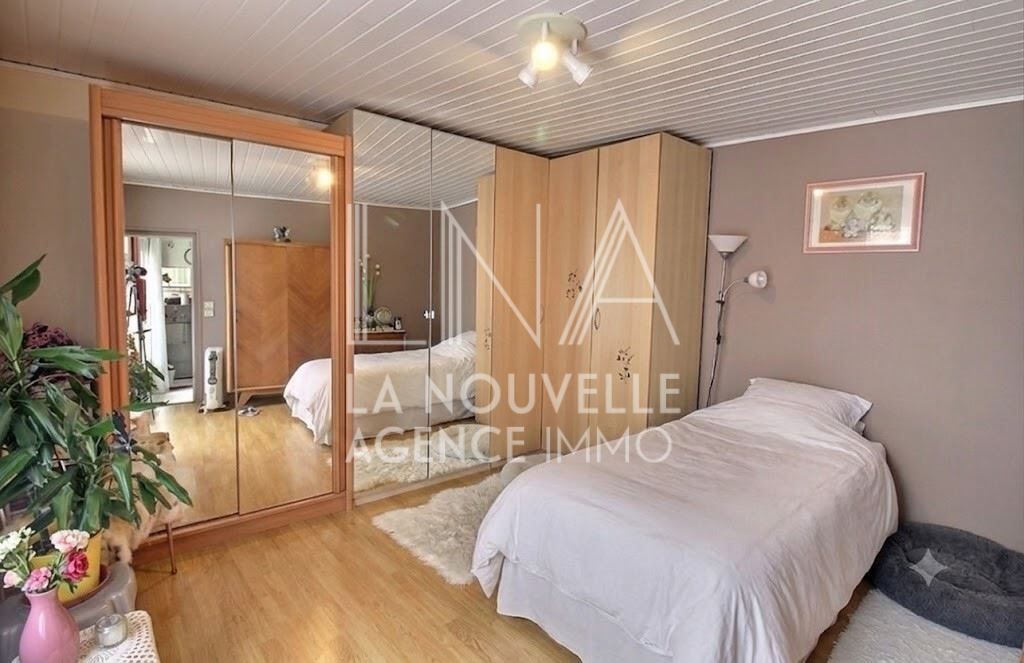appartement 2 Pièces en vente sur LES LILAS (93260)
