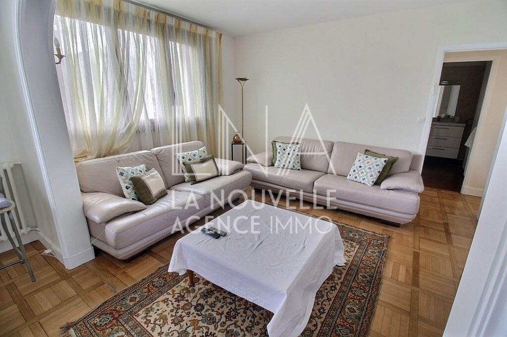 appartement 6 Pièces en vente sur BONDY (93140)