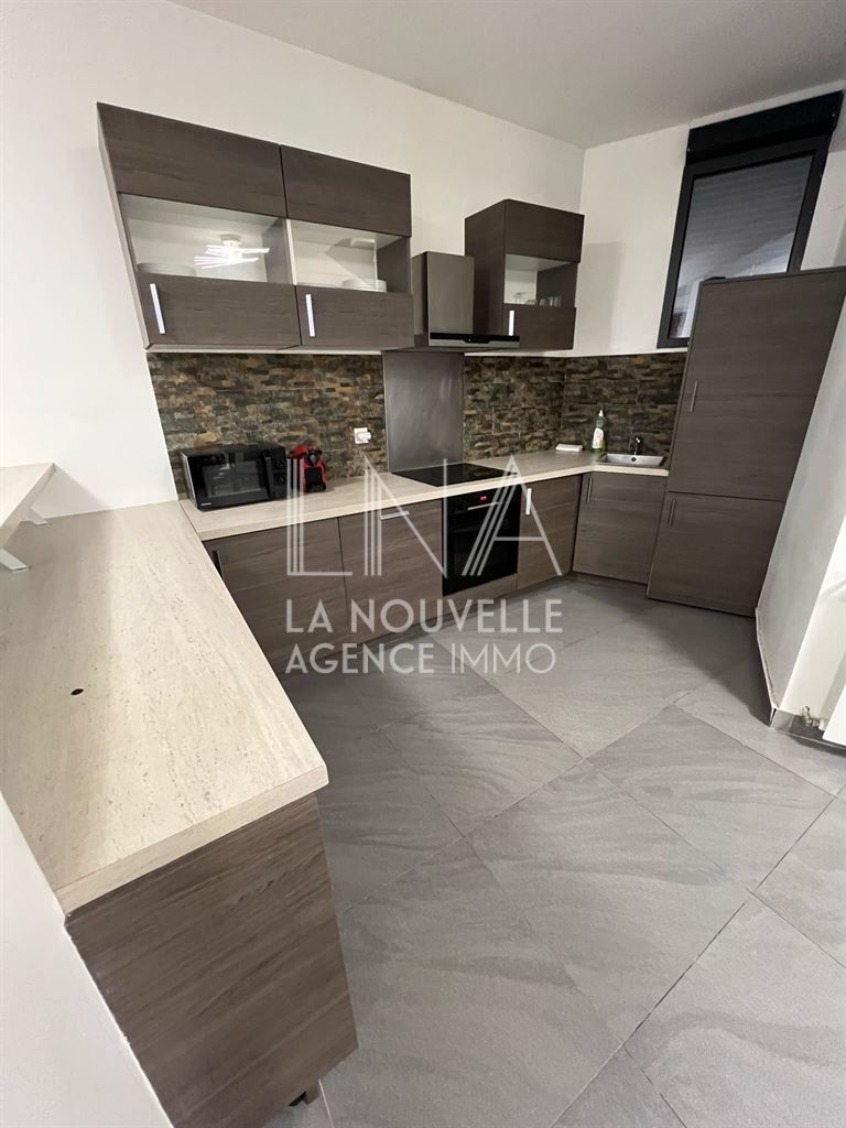 maison 6 Pièces en vente sur LES LILAS (93260)