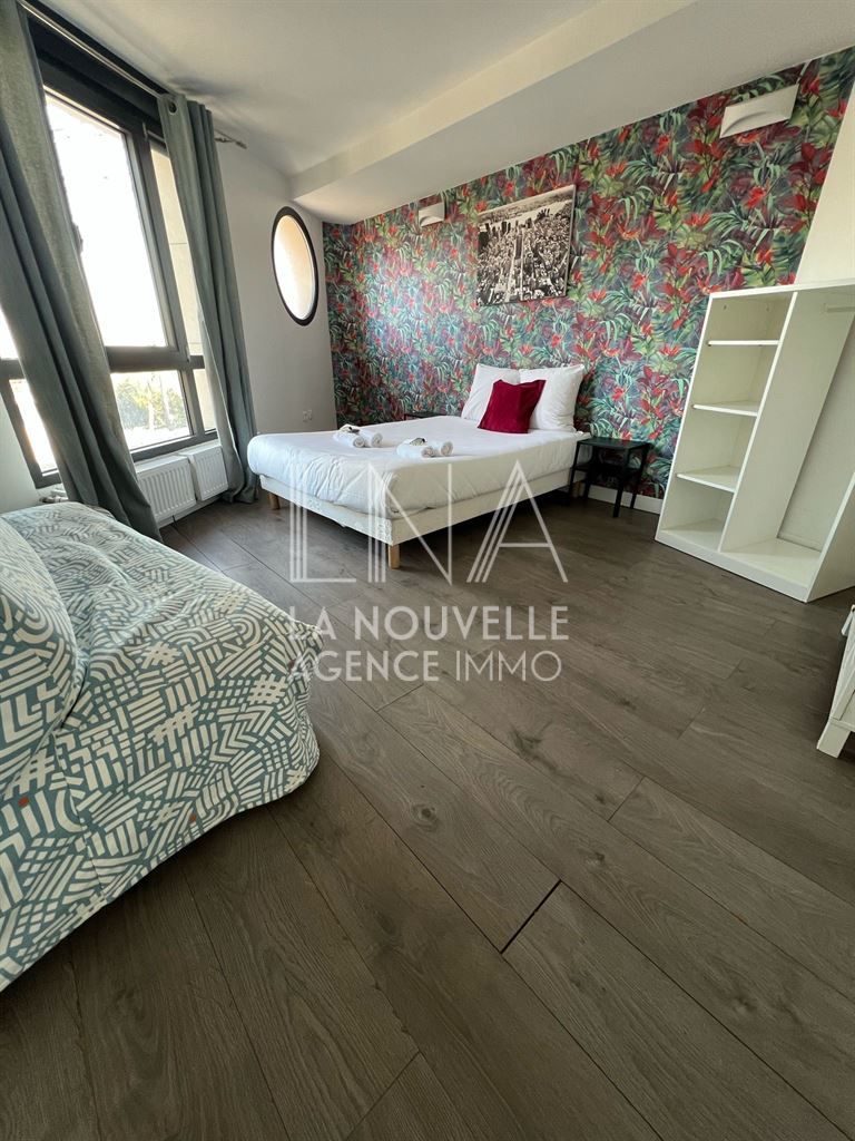 maison 6 Pièces en vente sur LES LILAS (93260)