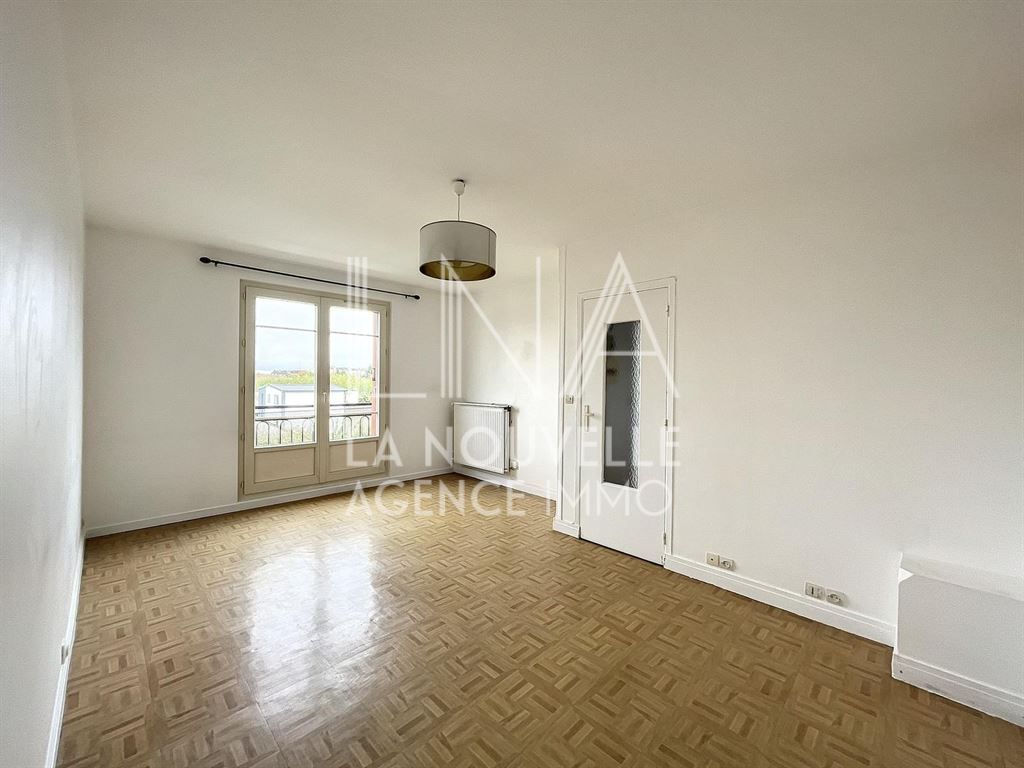 appartement 3 Pièces en vente sur NOISY LE SEC (93130)