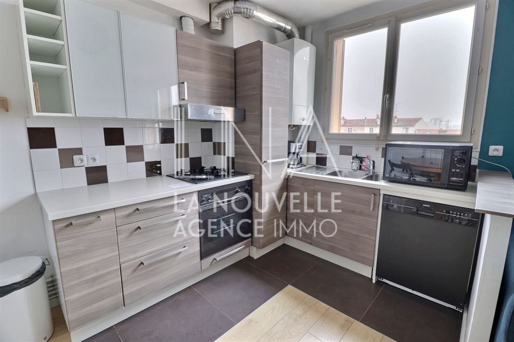 appartement 2 Pièces en vente sur LES LILAS (93260)