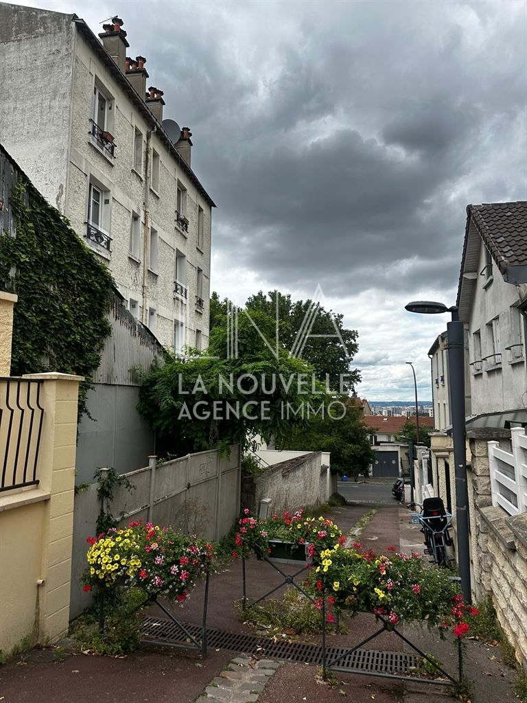 appartement 2 Pièces en vente sur LES LILAS (93260)