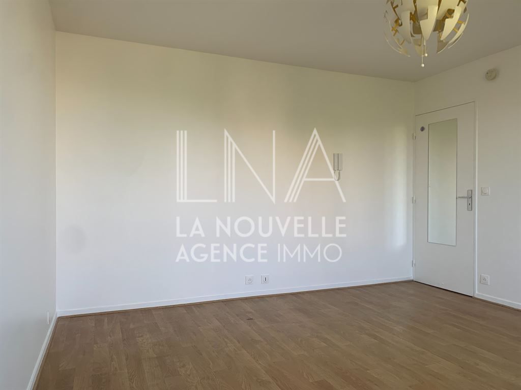 appartement 1 pièce en vente sur LE PRE ST GERVAIS (93310)