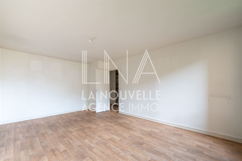 appartement 2 Pièces en vente sur LES LILAS (93260)