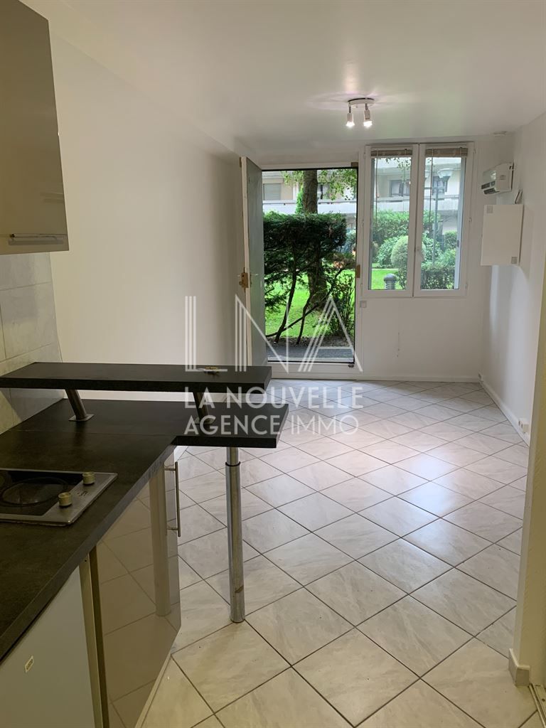 appartement 1 pièce en vente sur LE PRE ST GERVAIS (93310) - Plus de details