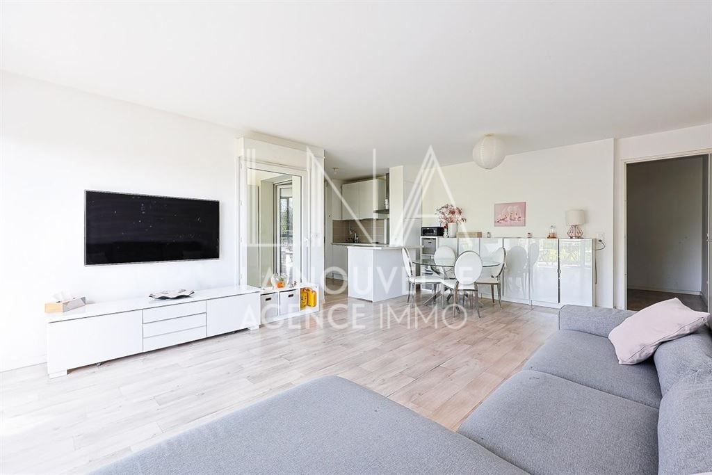 appartement 4 Pièces en vente sur ROMAINVILLE (93230)