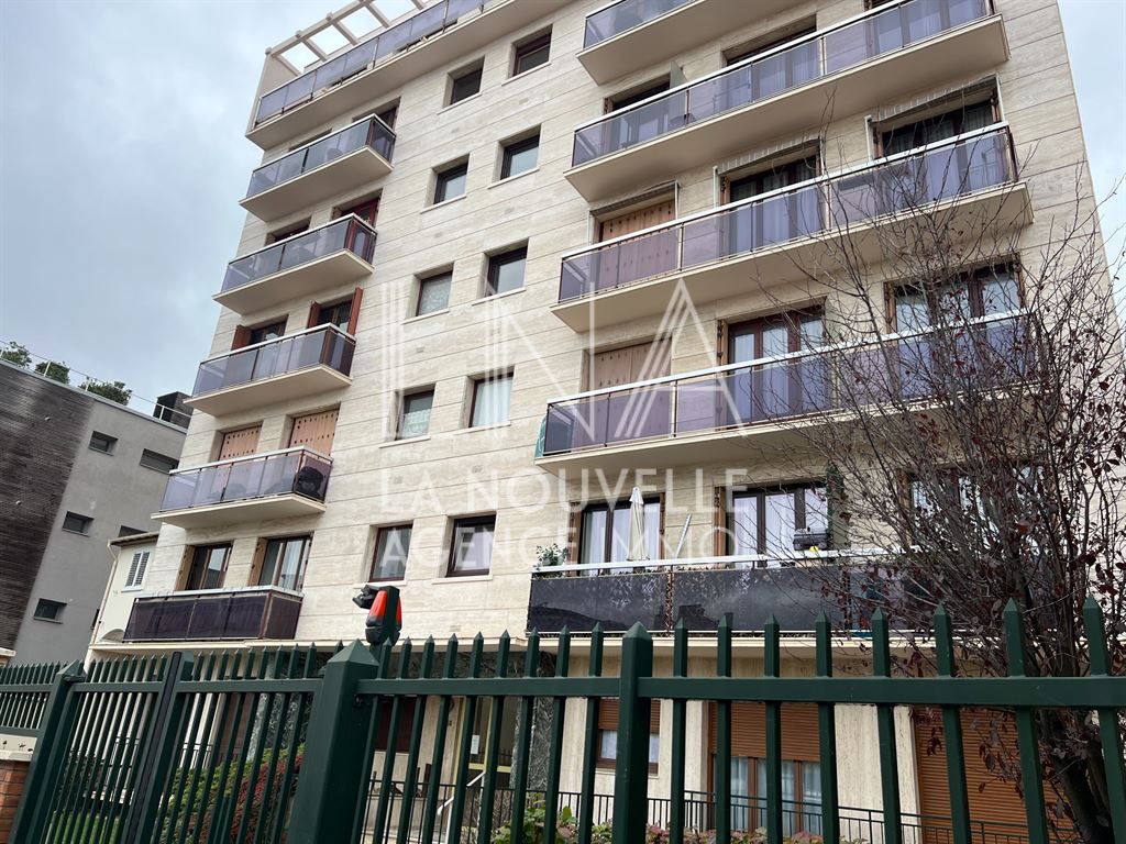 appartement 1 pièce en vente sur ROMAINVILLE (93230)