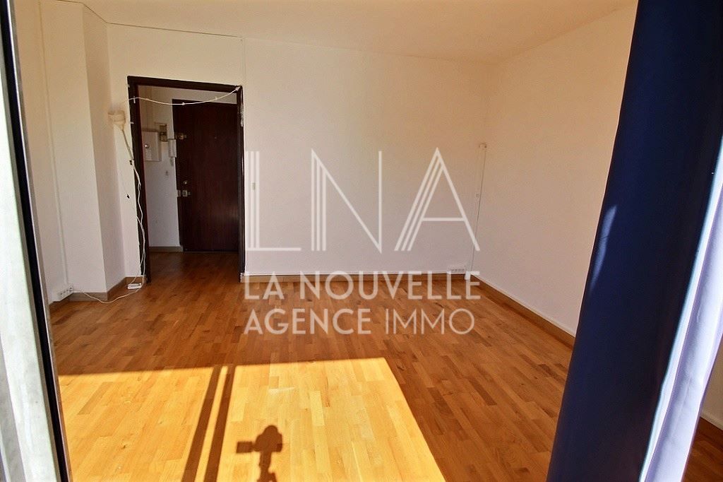 studio en location sur BAGNOLET (93170)