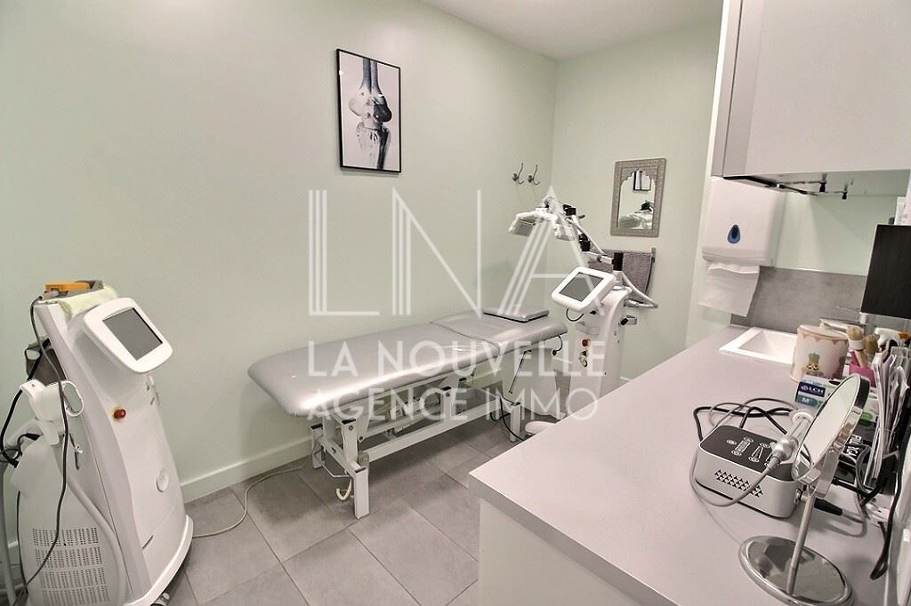 commerce en vente sur LES LILAS (93260)