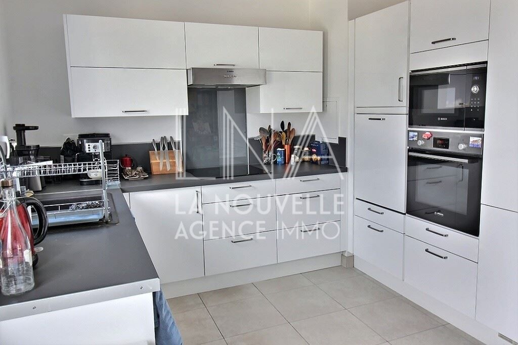 appartement 5 Pièces en vente sur ROMAINVILLE (93230)
