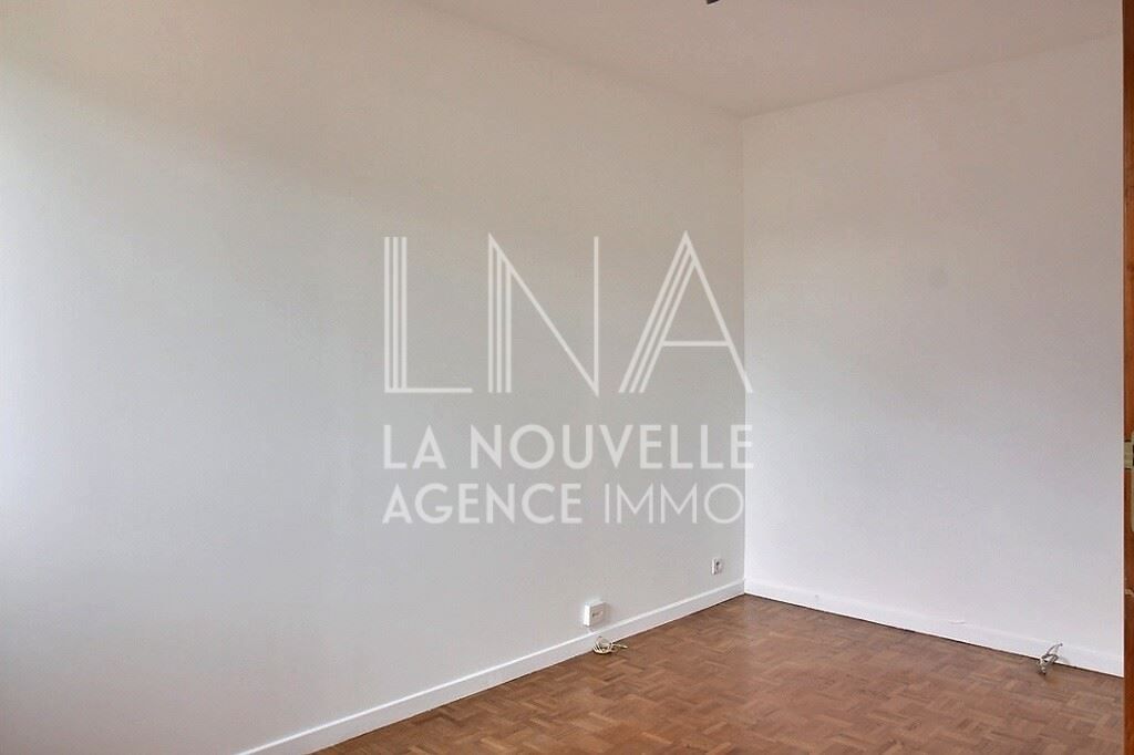 appartement 3 Pièces en vente sur LES LILAS (93260)