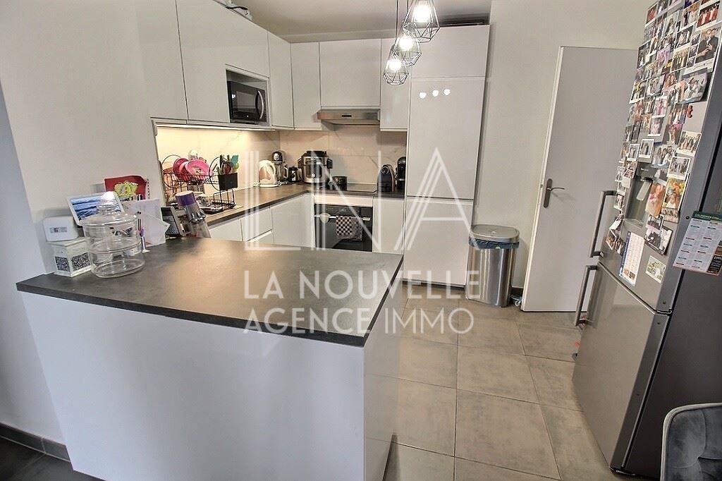 appartement 3 Pièces en vente sur LES LILAS (93260)