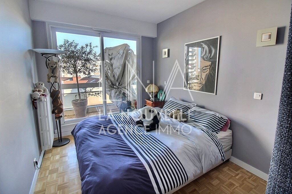 appartement 3 Pièces en vente sur LES LILAS (93260)