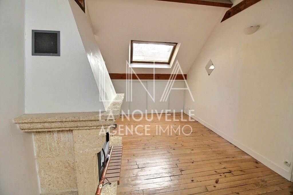 maison 9 Pièces en vente sur LES LILAS (93260)