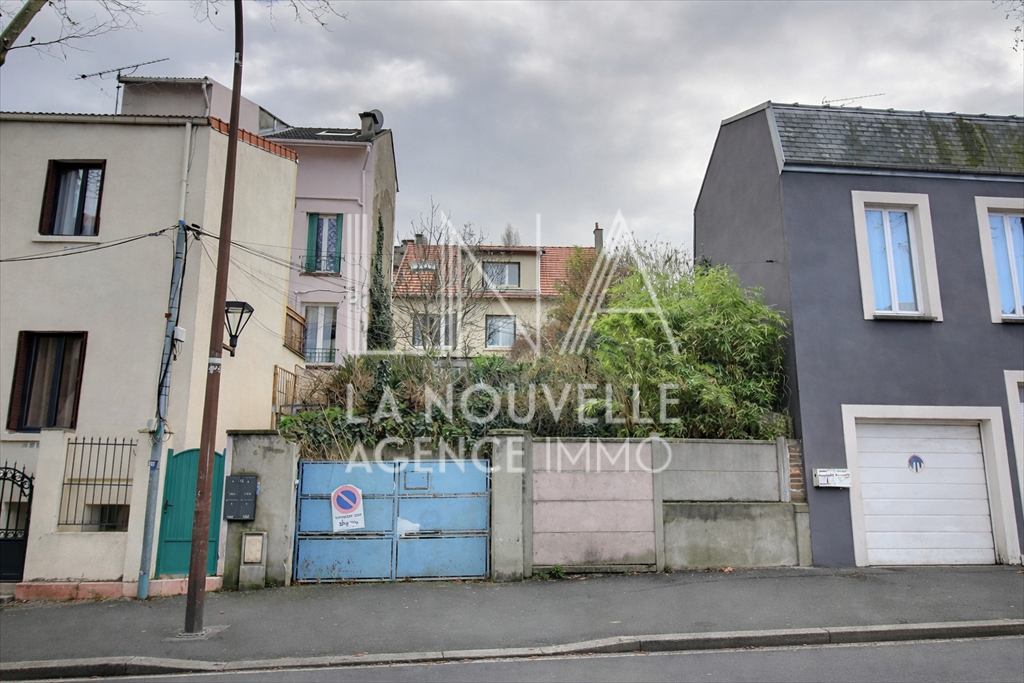 maison 9 Pièces en vente sur LES LILAS (93260)