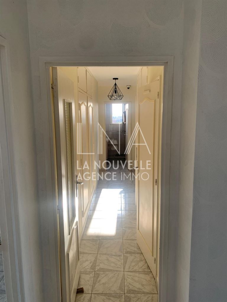 appartement 5 Pièces en vente sur LES LILAS (93260)