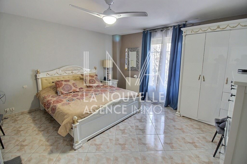 maison 8 Pièces en vente sur ROMAINVILLE (93230)