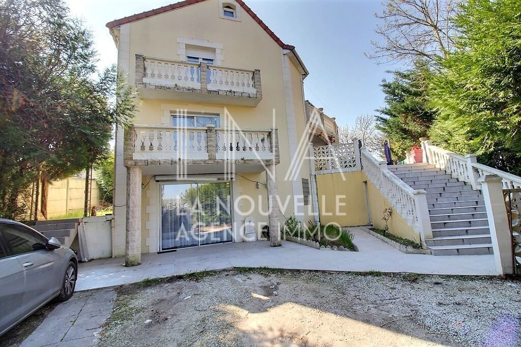 maison 8 Pièces en vente sur ROMAINVILLE (93230)
