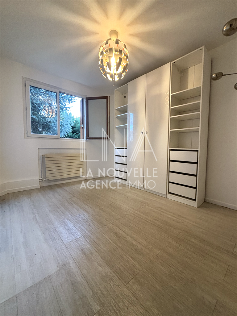 appartement 3 Pièces en vente sur LES LILAS (93260)