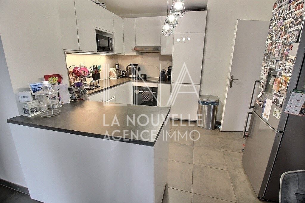 appartement 3 Pièces en vente sur LES LILAS (93260)