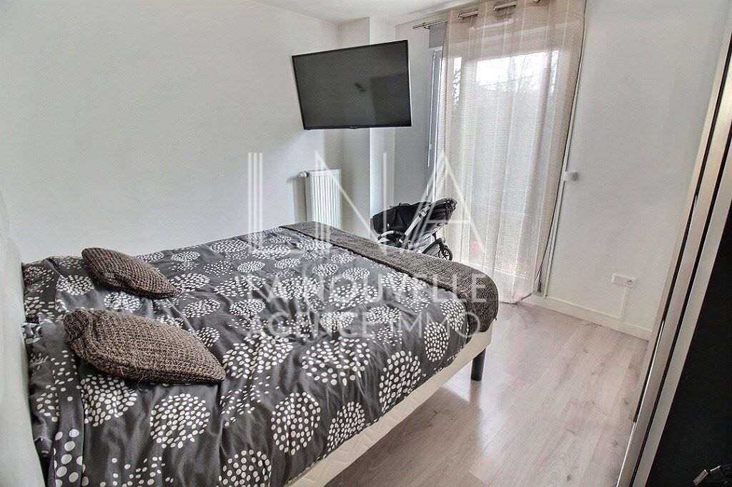 appartement 3 Pièces en vente sur LES LILAS (93260)