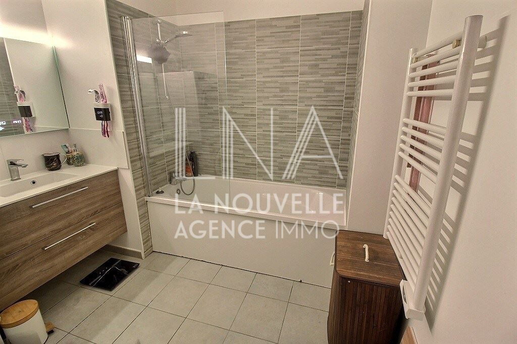appartement 3 Pièces en vente sur LES LILAS (93260)