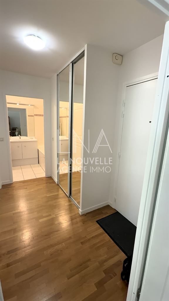appartement 2 Pièces en vente sur LES LILAS (93260)