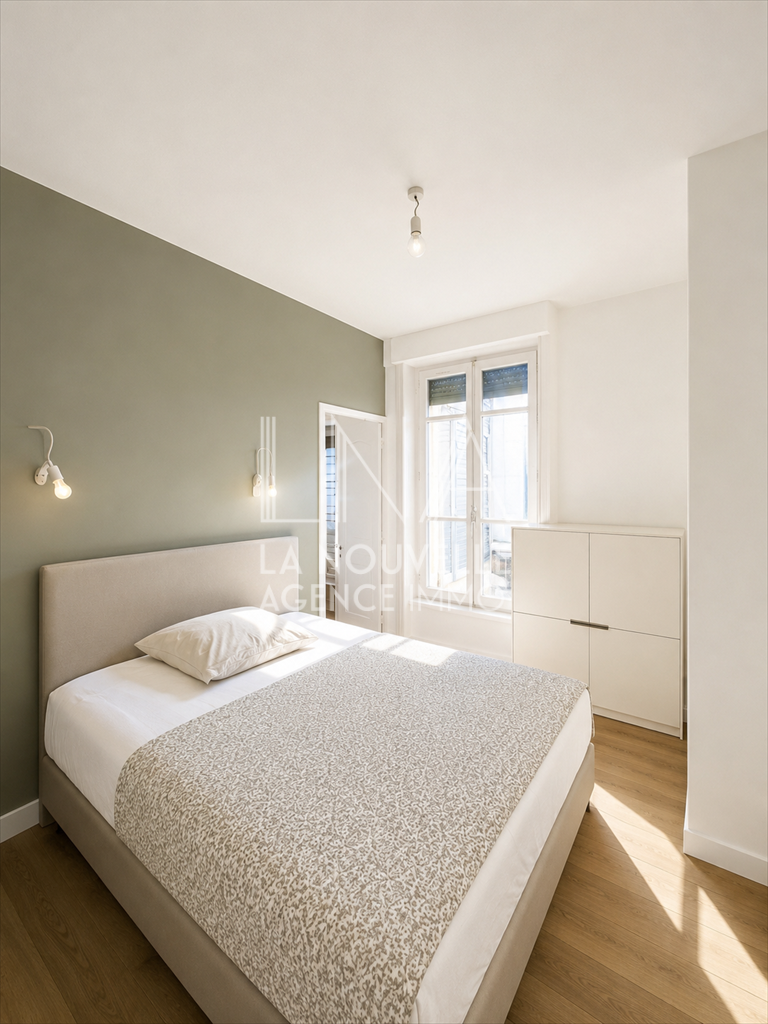 appartement 5 Pièces en vente sur LES LILAS (93260)