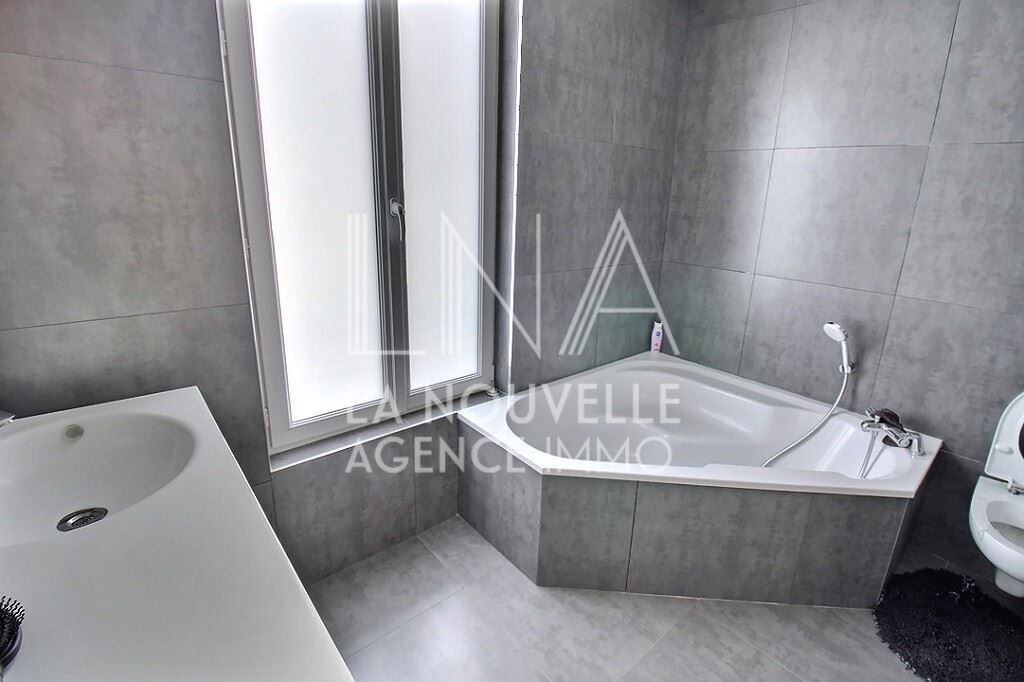 maison 4 Pièces en vente sur LES LILAS (93260)