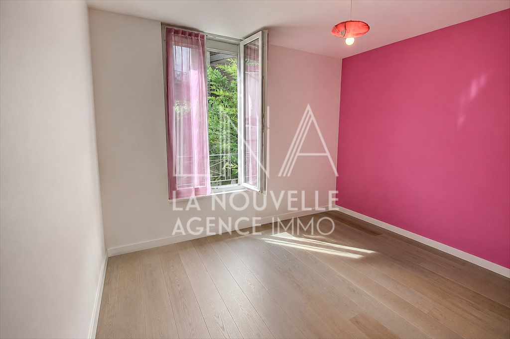 maison 4 Pièces en vente sur LES LILAS (93260)